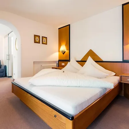 Ξενοδοχείο Regina 3*