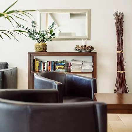 Regina 3* 세르파우스