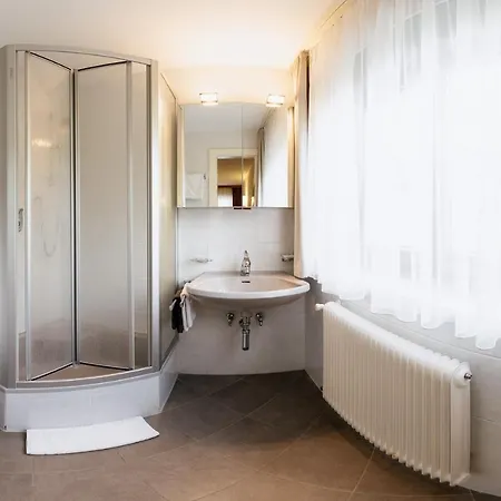 Hotel Regina 3*