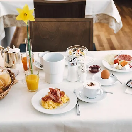 Hotel Regina 3*